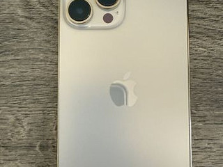 mobiluri-telefoni-apple